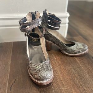 Freebird - Randi Size 7